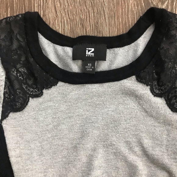 BOGO Stylish Fitted Grey and Black Lace Sweater - Picture 4 of 6